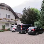 Sobe Ravbar 3* Novo Mesto