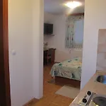 Sobe Ravbar Penzion 3*