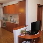 Penzion Sobe Ravbar 3*