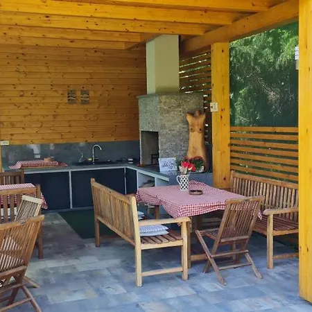 Penzion Sobe Ravbar
