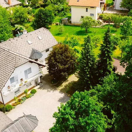 Sobe Ravbar 3* Novo Mesto