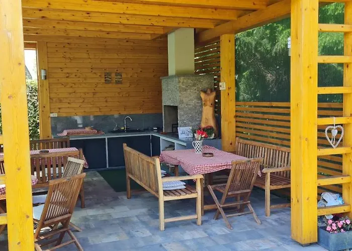 Pensjonat Sobe Ravbar