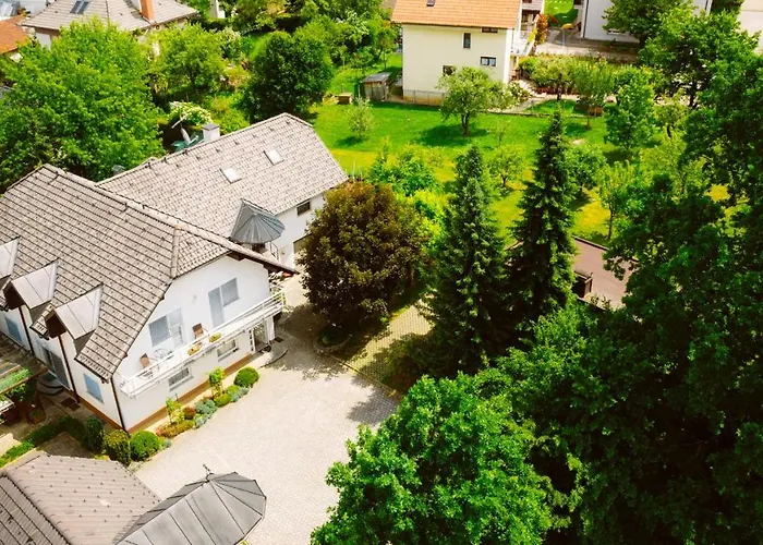 Sobe Ravbar 3* Novo Mesto