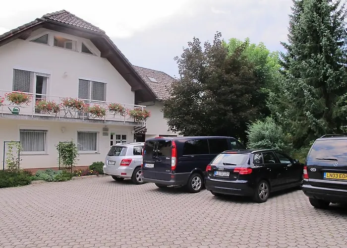 Sobe Ravbar 3* Novo Mesto