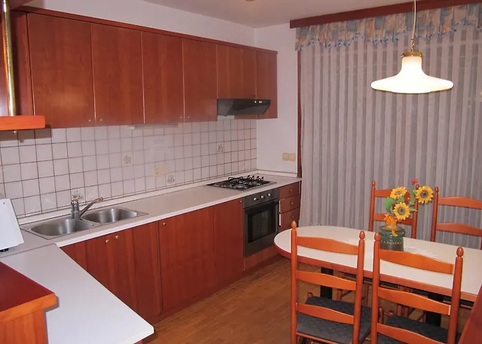 Sobe Ravbar 3* Novo Mesto