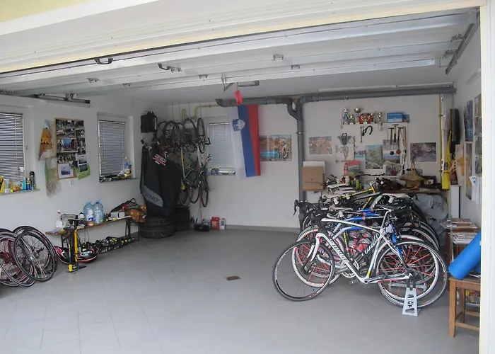 Гостевой дом Sobe Ravbar 3*