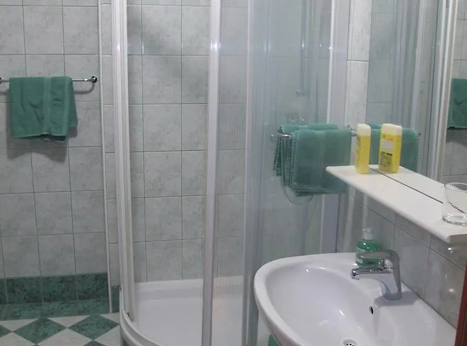 Pensjonat Sobe Ravbar Novo Mesto